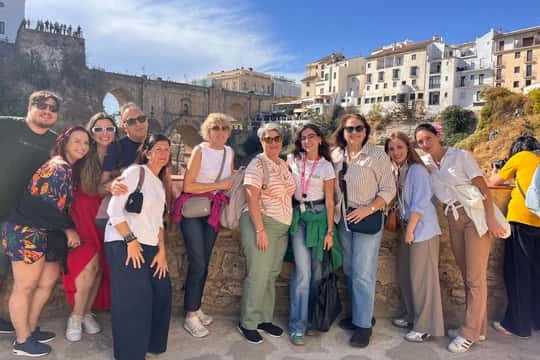 Excursion Villages blancs et Ronda depuis Séville avec Zahara, Setenil et Ronda
