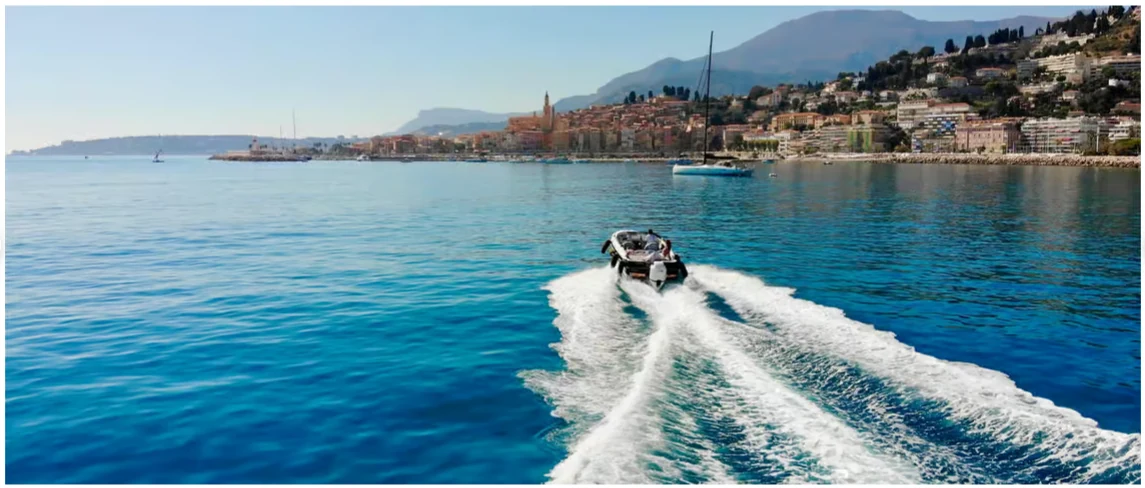 Private cruise in Nice to discover the French Riviera from the sea