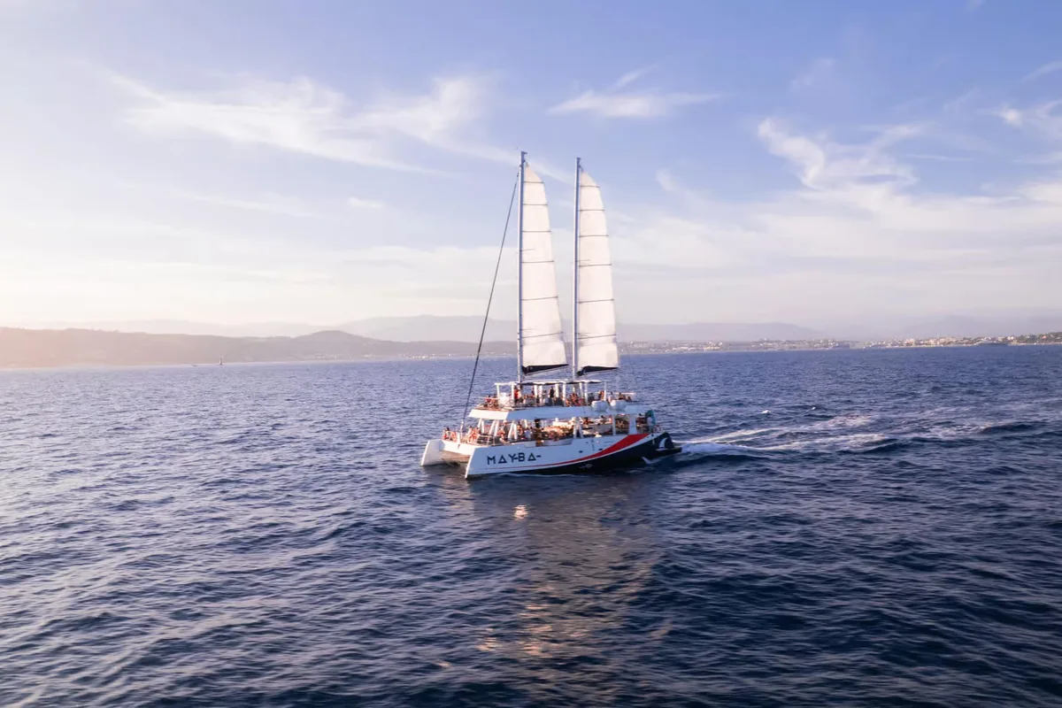 Sunset catamaran cruise in Nice towards Villefranche-sur-Mer