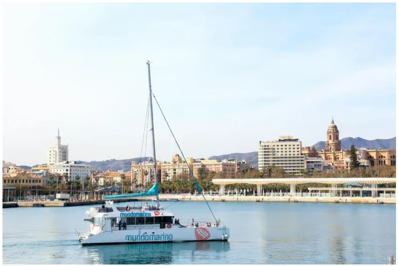 Catamaran cruise in Málaga at sunset