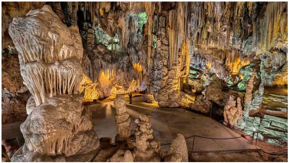 Nerja Caves tour from Malaga: Nerja and Frigiliana in one day
