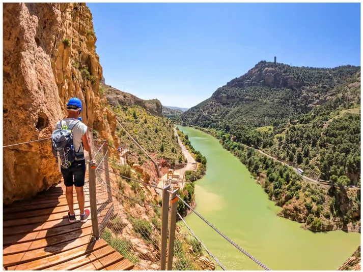 Caminito del Rey entrance ticket Málaga to explore the walkways at your own pace