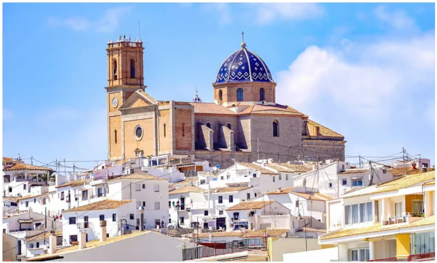 Excursión Guadalest, Altea y Cascadas del Algar desde Valencia