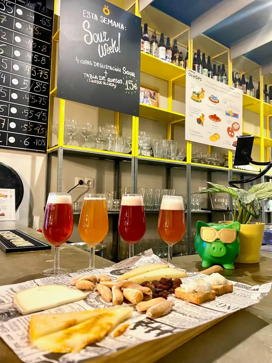 Dégustation de bière artisanale et tapas à Ruzafa