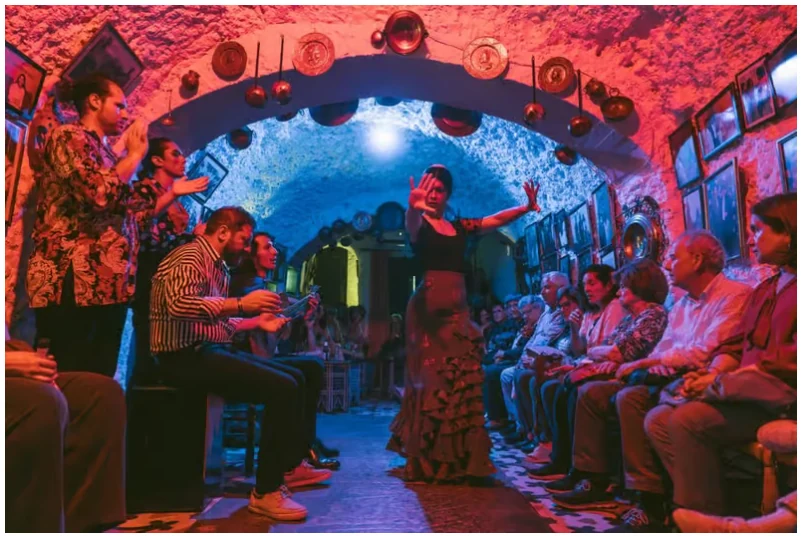 Espectáculo flamenco en Granada en una cueva histórica del Sacromonte