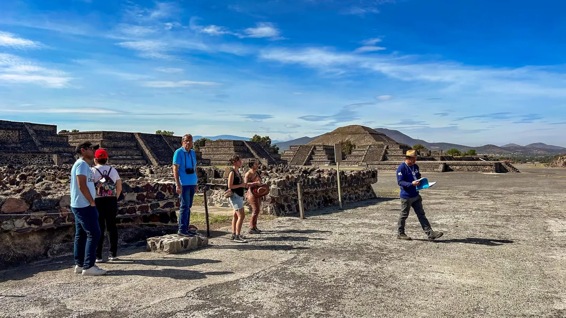 Teotihuacan and Guadalupe tour from Mexico City with Tlatelolco