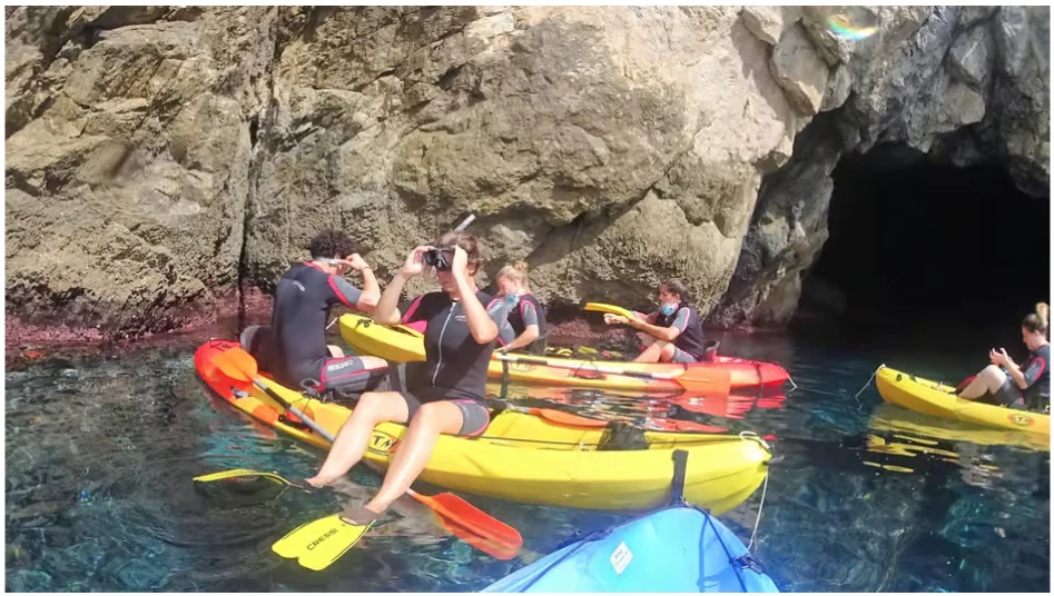Kayaking and Snorkeling in La Herradura around Cerro Gordo: Guide