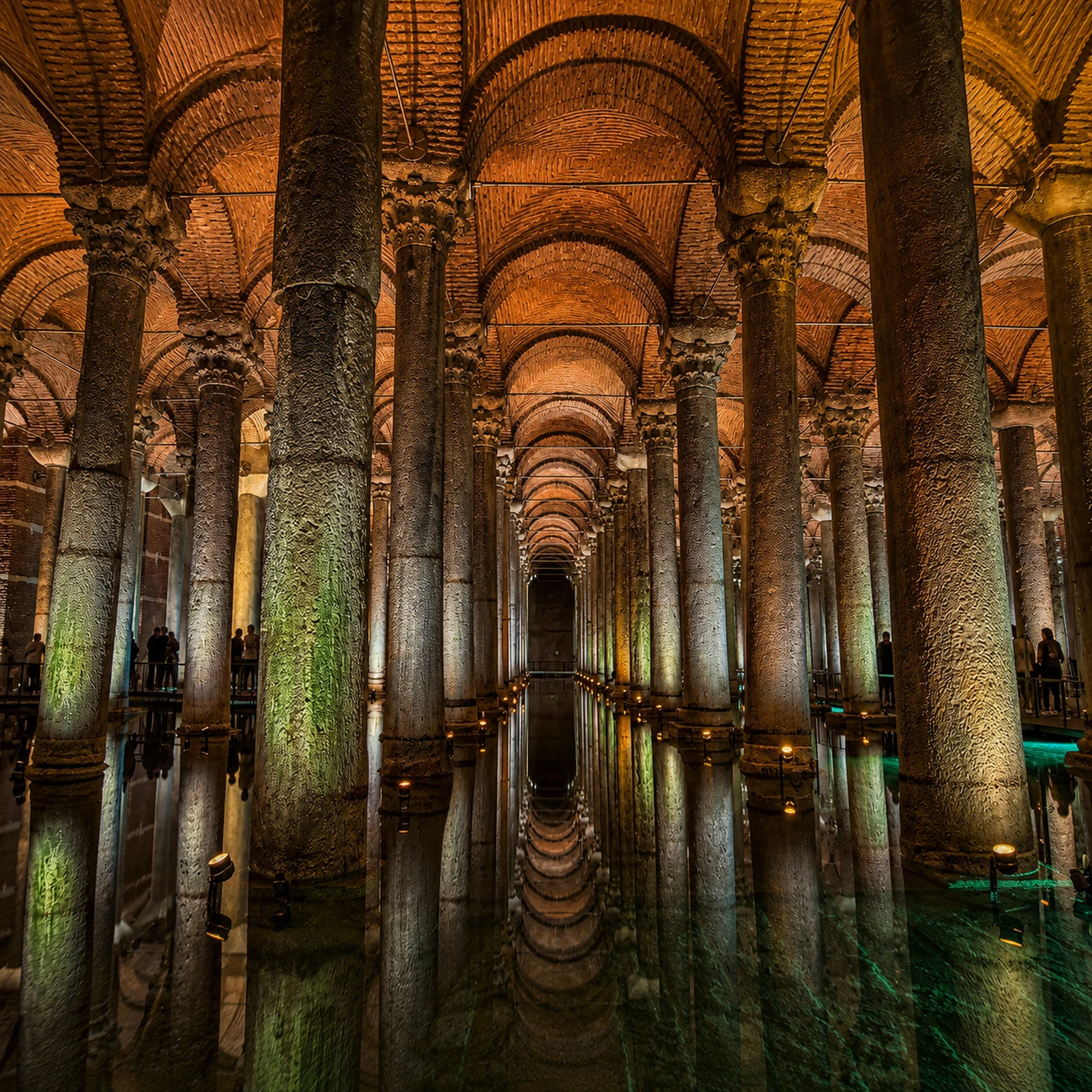 Istanbul: Blue Mosque Hagia Sophia Basilica Cistern Tour with Pre-Arranged Tickets