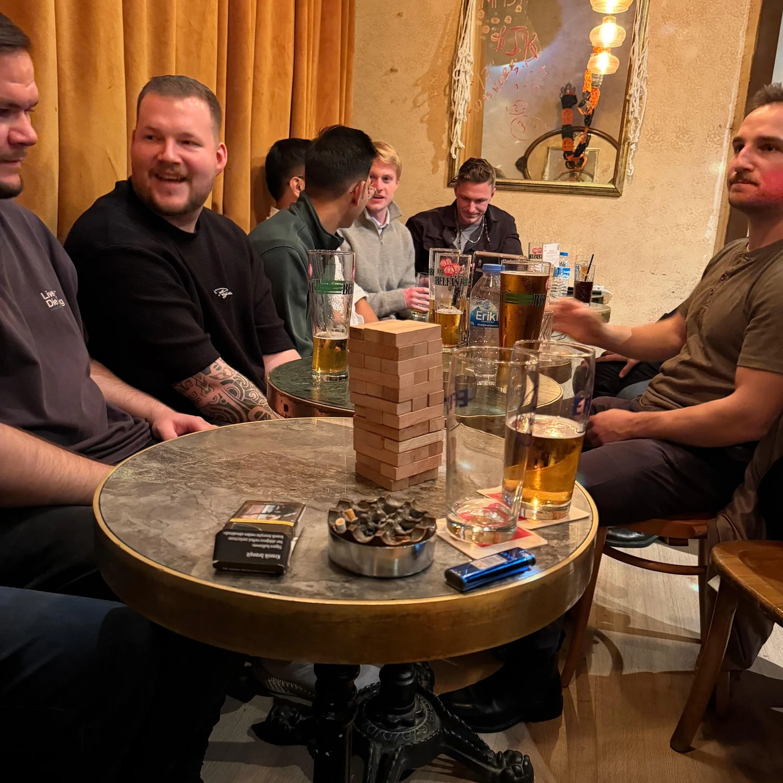 Pub crawl in Istanbul with party bus