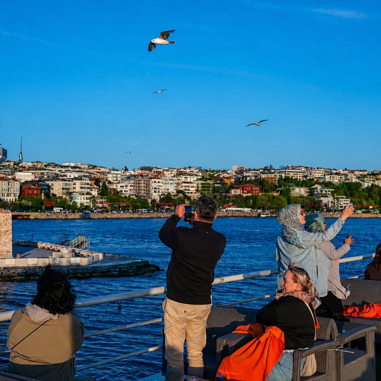 Bosphorus cruise in Istanbul: 2 hours between Europe and Asia