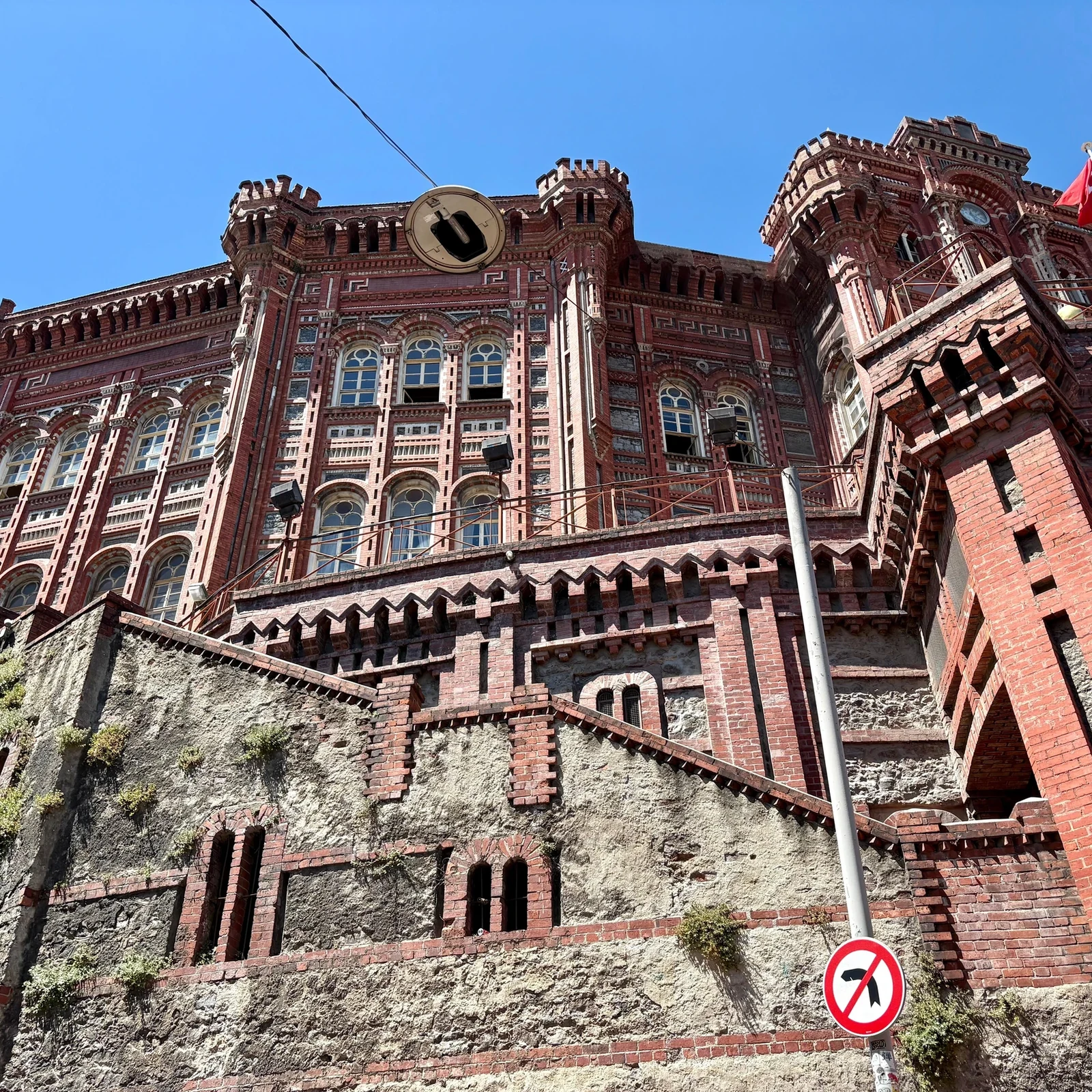 Fener and Balat Tour in Istanbul: Guided Walk Through Colorful Historic Neighborhoods