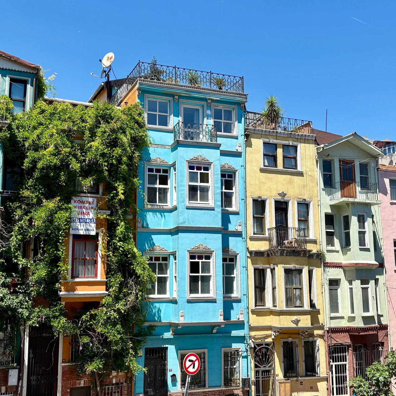 Fener and Balat tour in Istanbul with a local guide
