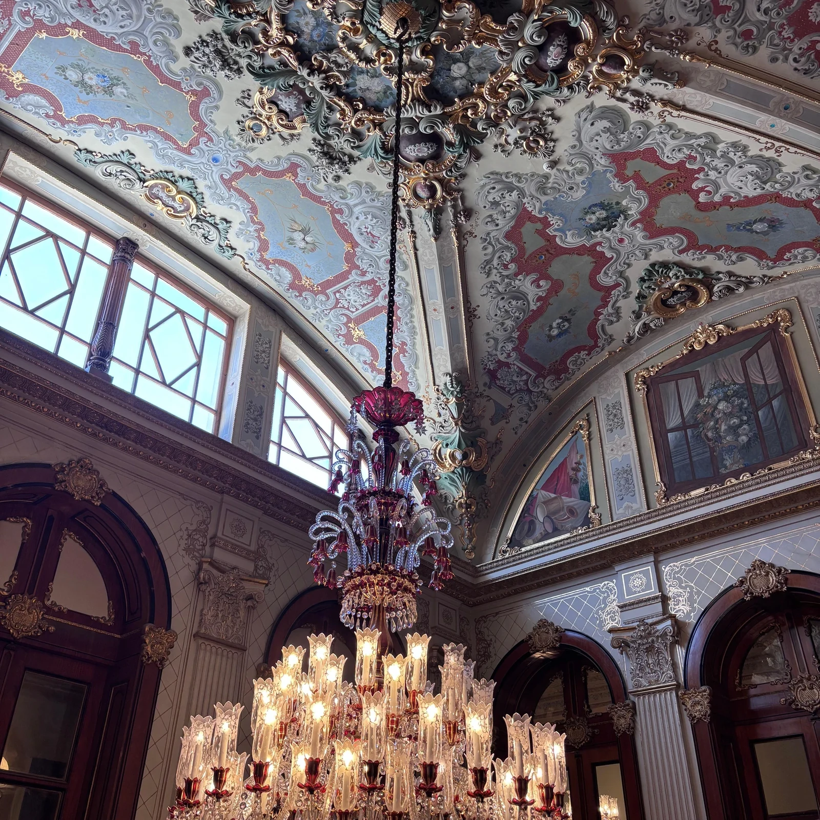 Dolmabahçe Palace fast-track ticket with Harem and audio guide