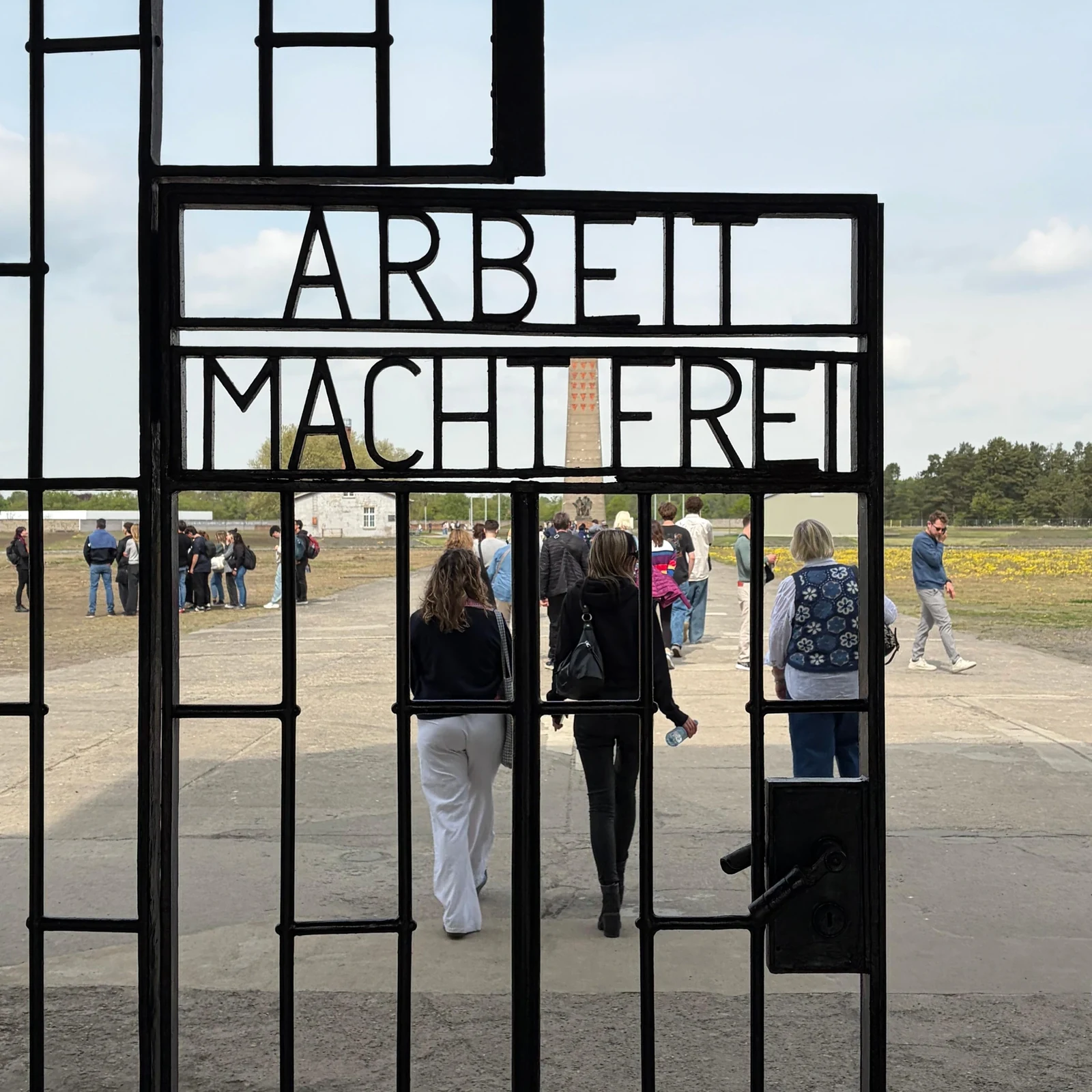 Sachsenhausen tour from Berlin with English guide and included transport