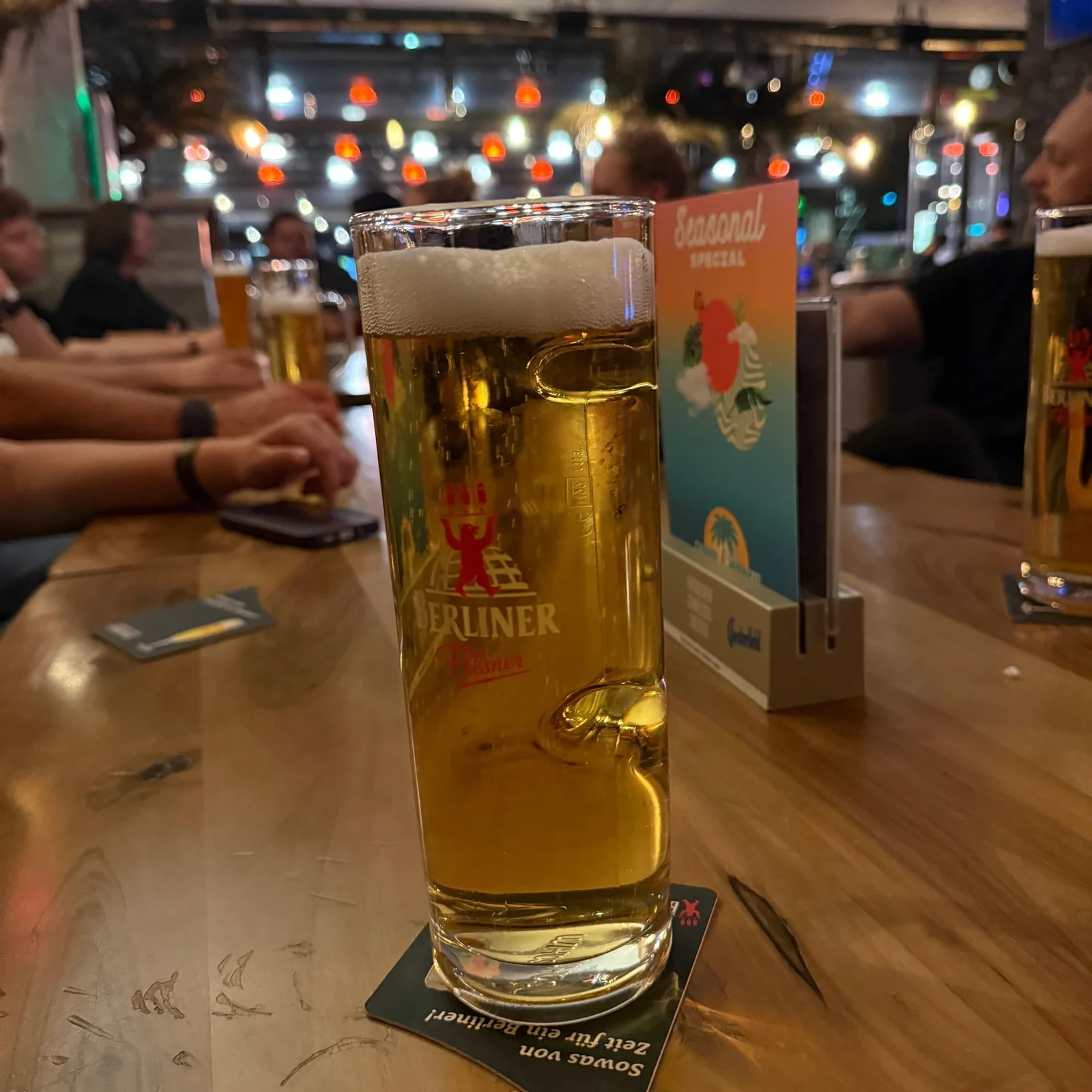 Pub crawl in Berlin with free shots and VIP club access
