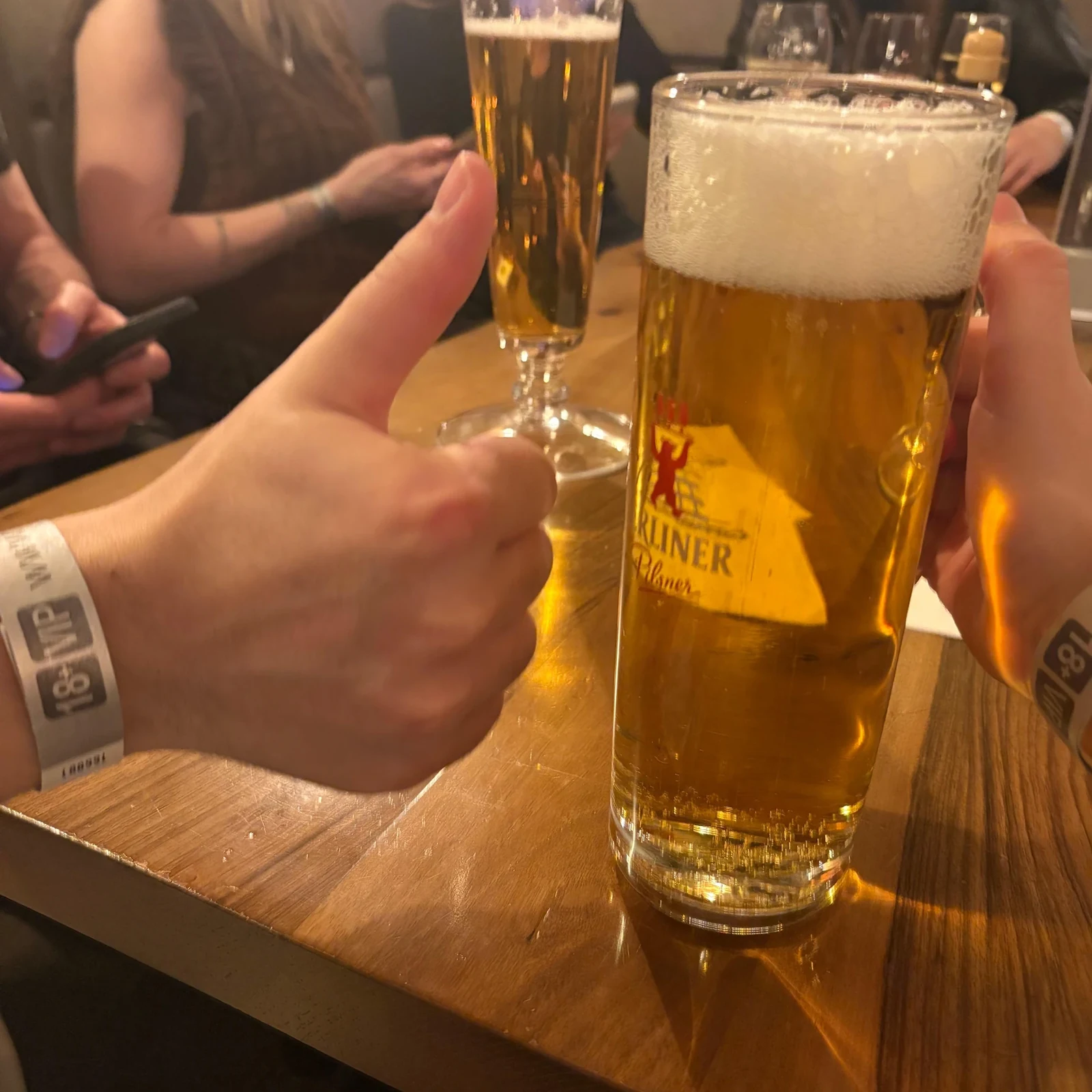 Pub crawl à Berlin avec shots gratuits et entrée VIP au club