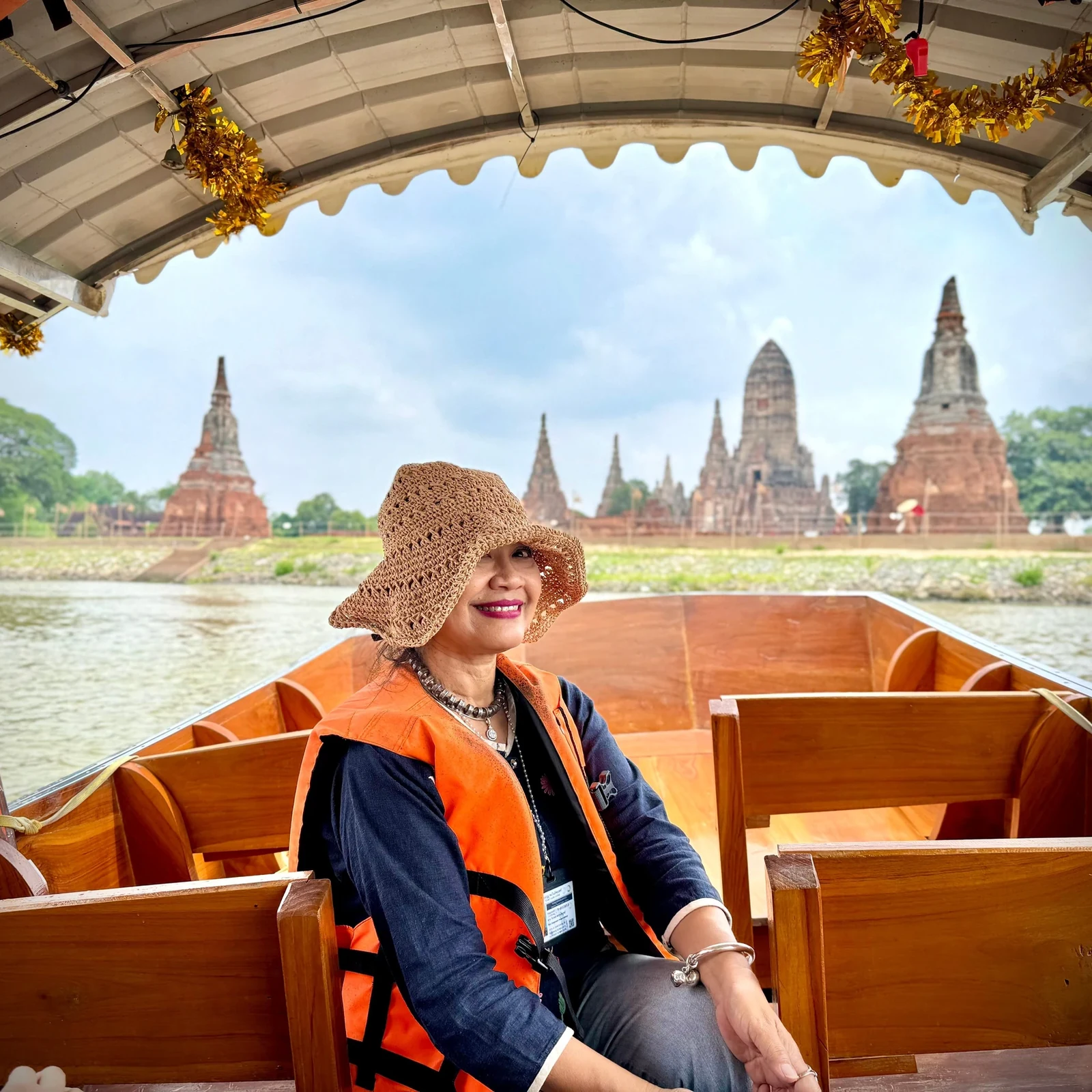 Ayutthaya Ausflug ab Bangkok mit Tempeln, Eintrittskarten und Bootsfahrt