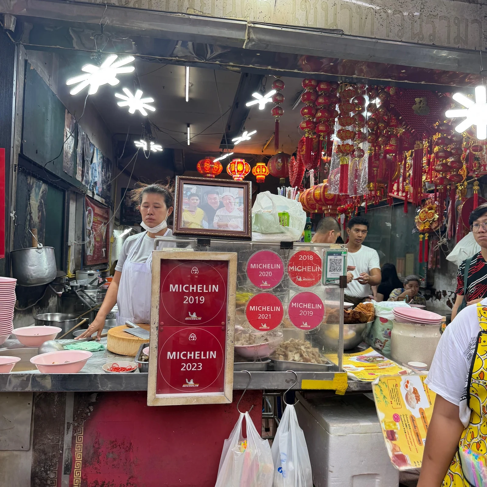 Visite gastronomique Bangkok Chinatown dans Yaowarat de nuit