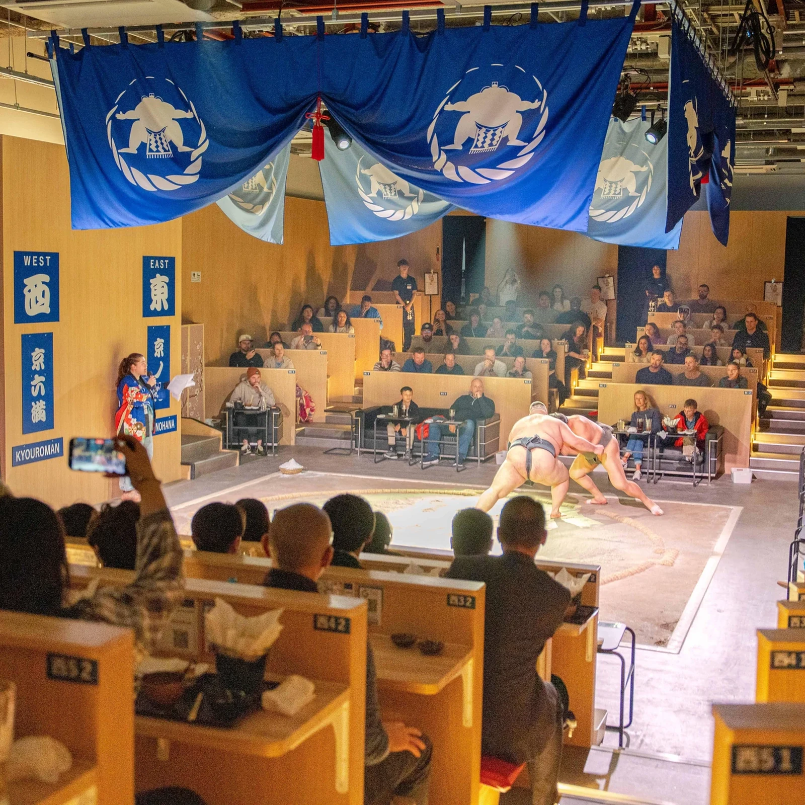 Kyoto sumo show with dinner, drinks and geisha performance