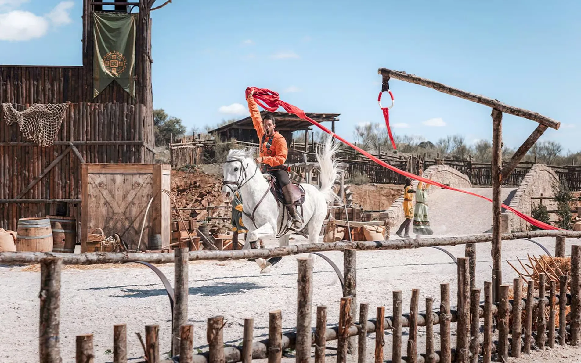 From Madrid: Puy du Fou Spain transfer and ticket
