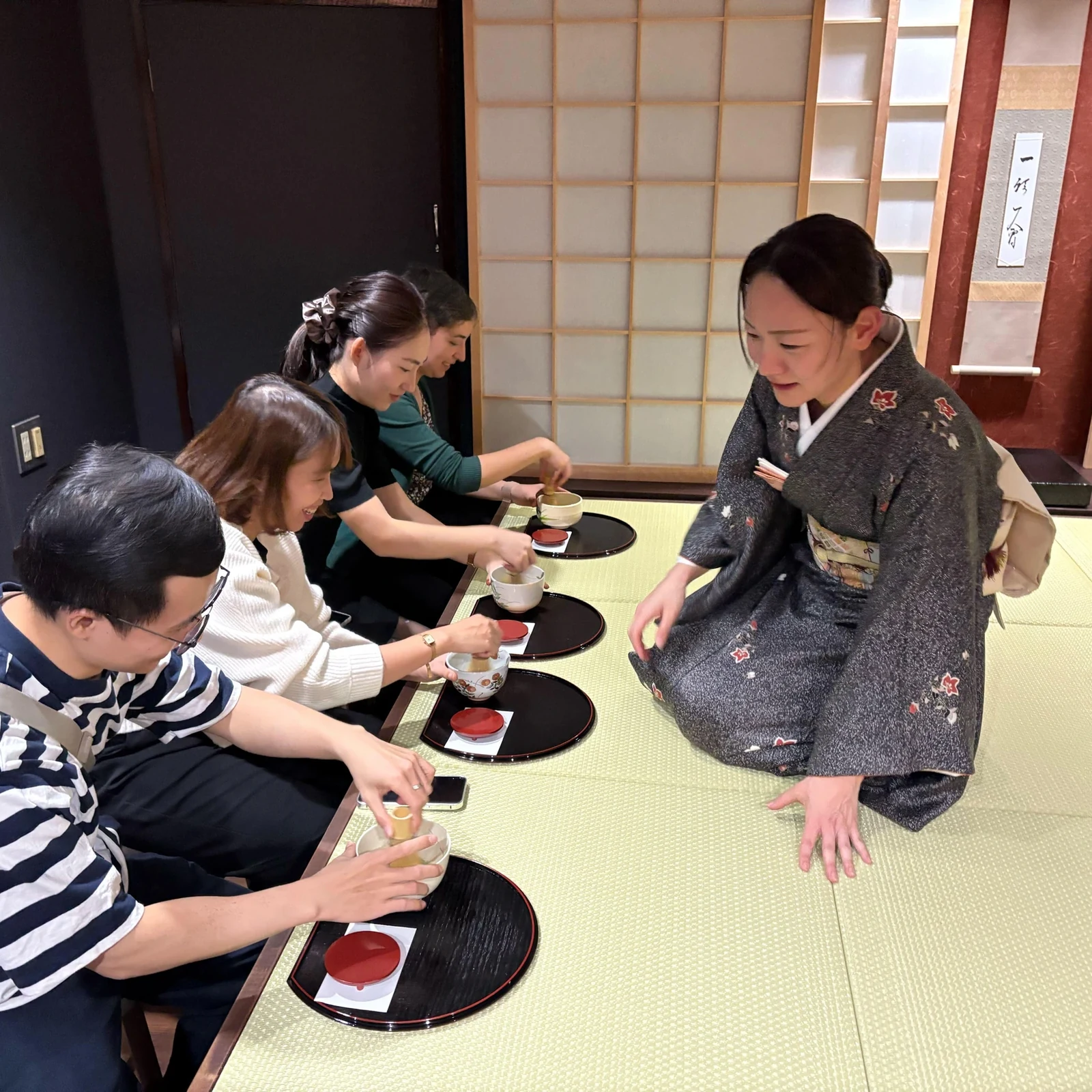 Tea ceremony in Gion Kyoto with matcha and sweets: is it worth booking?