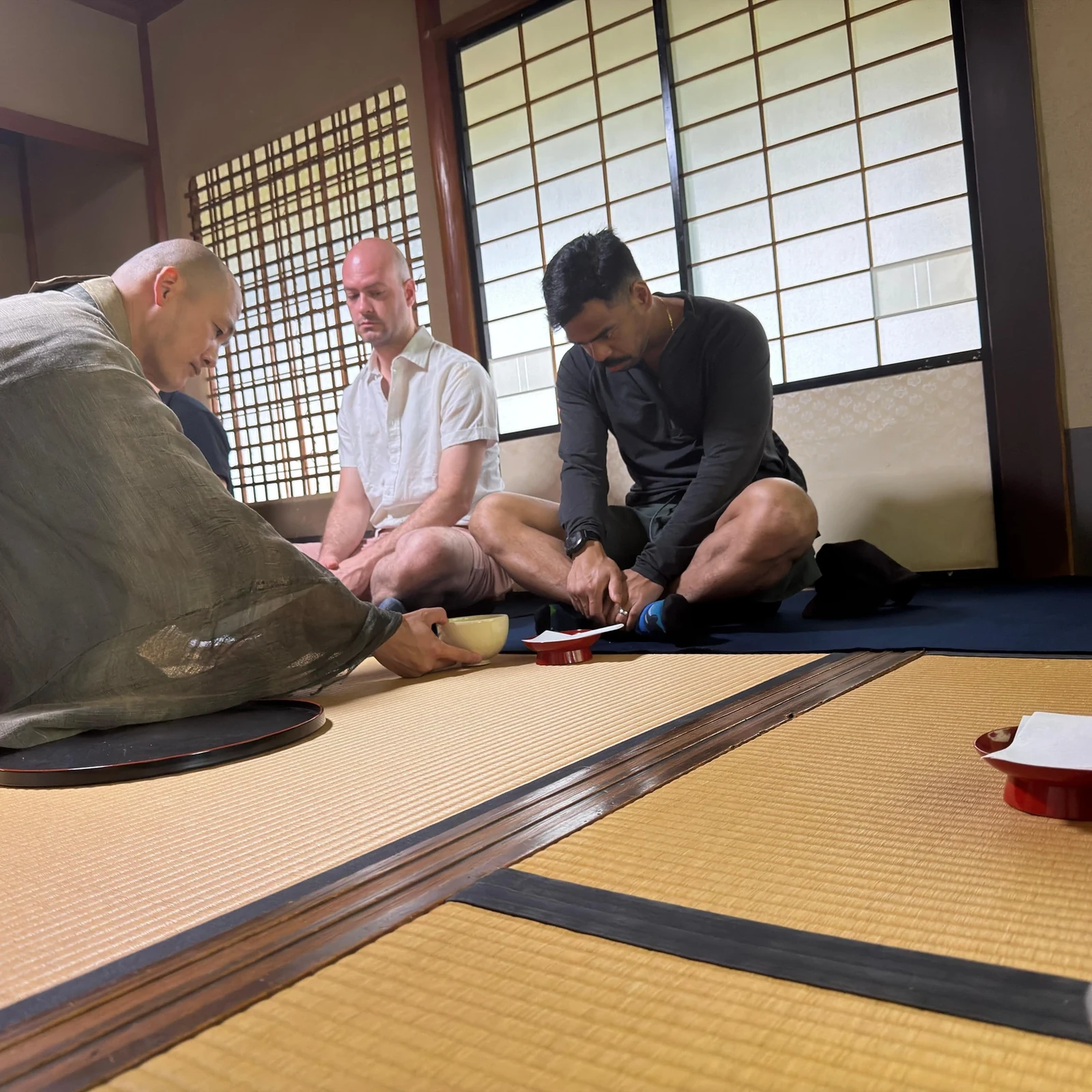 Méditation zen à Kyoto dans un temple privé avec un moine