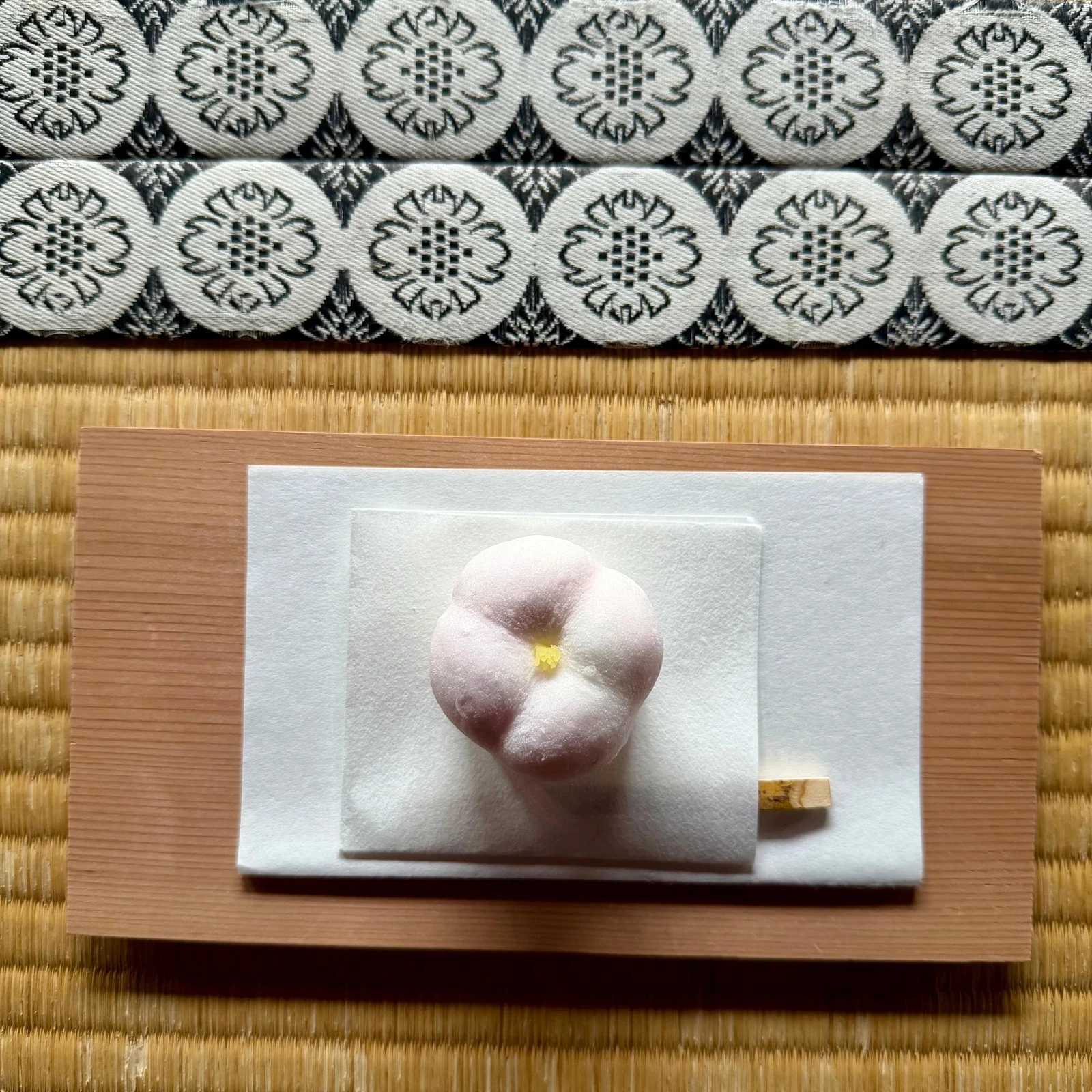 Experiencia zen en Kioto con zazen, matcha y templo histórico