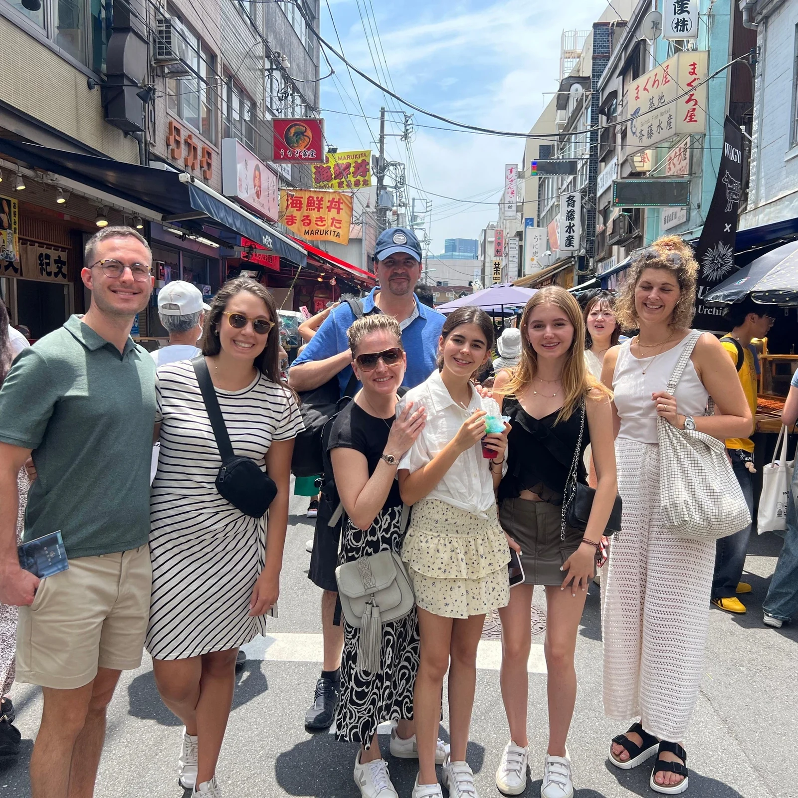 Tsukiji Fish Market guided walking tour in Tokyo with a local guide