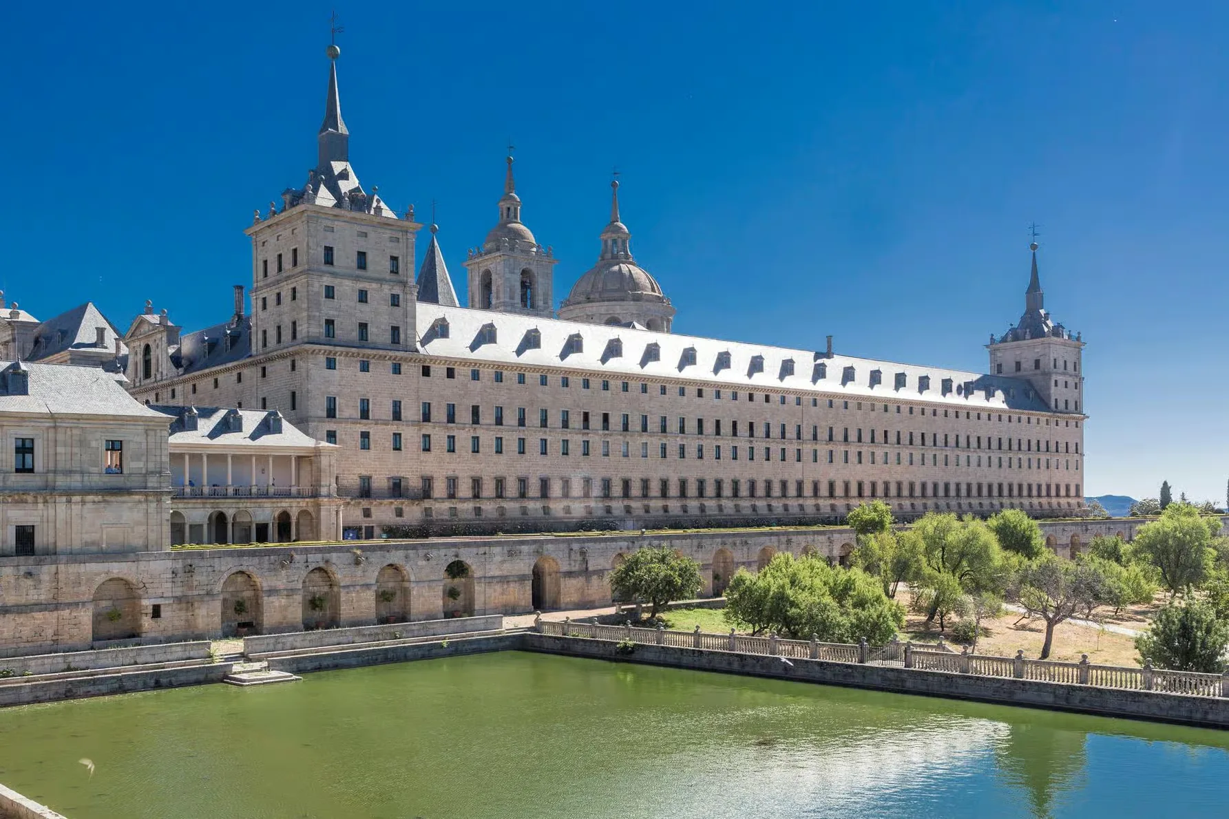 From Madrid: El Escorial Monastery and Valley of the Fallen Tour