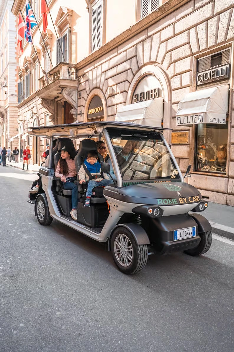 Tour privado en carrito de golf por Roma a tu ritmo