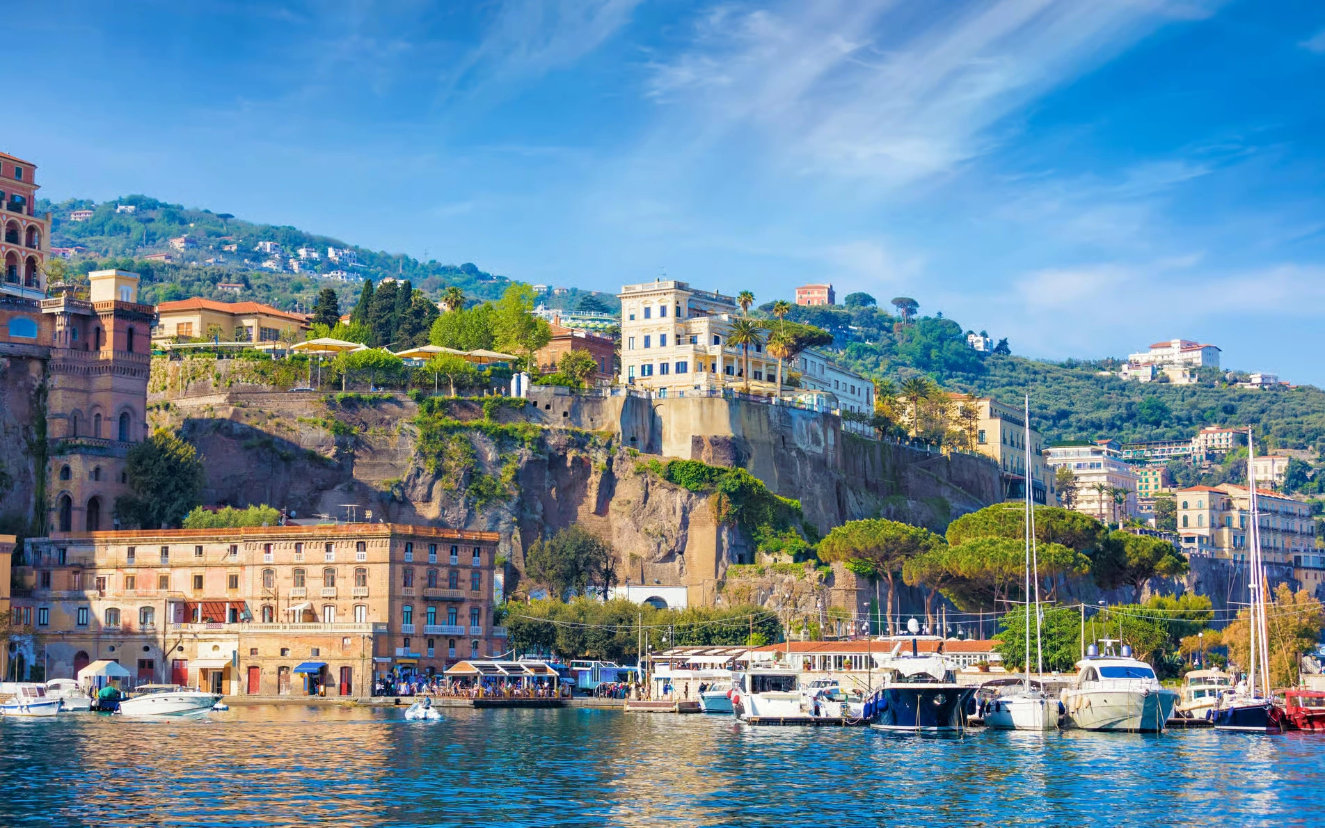 Pompeii and Amalfi Coast day trip from Rome with Sorrento