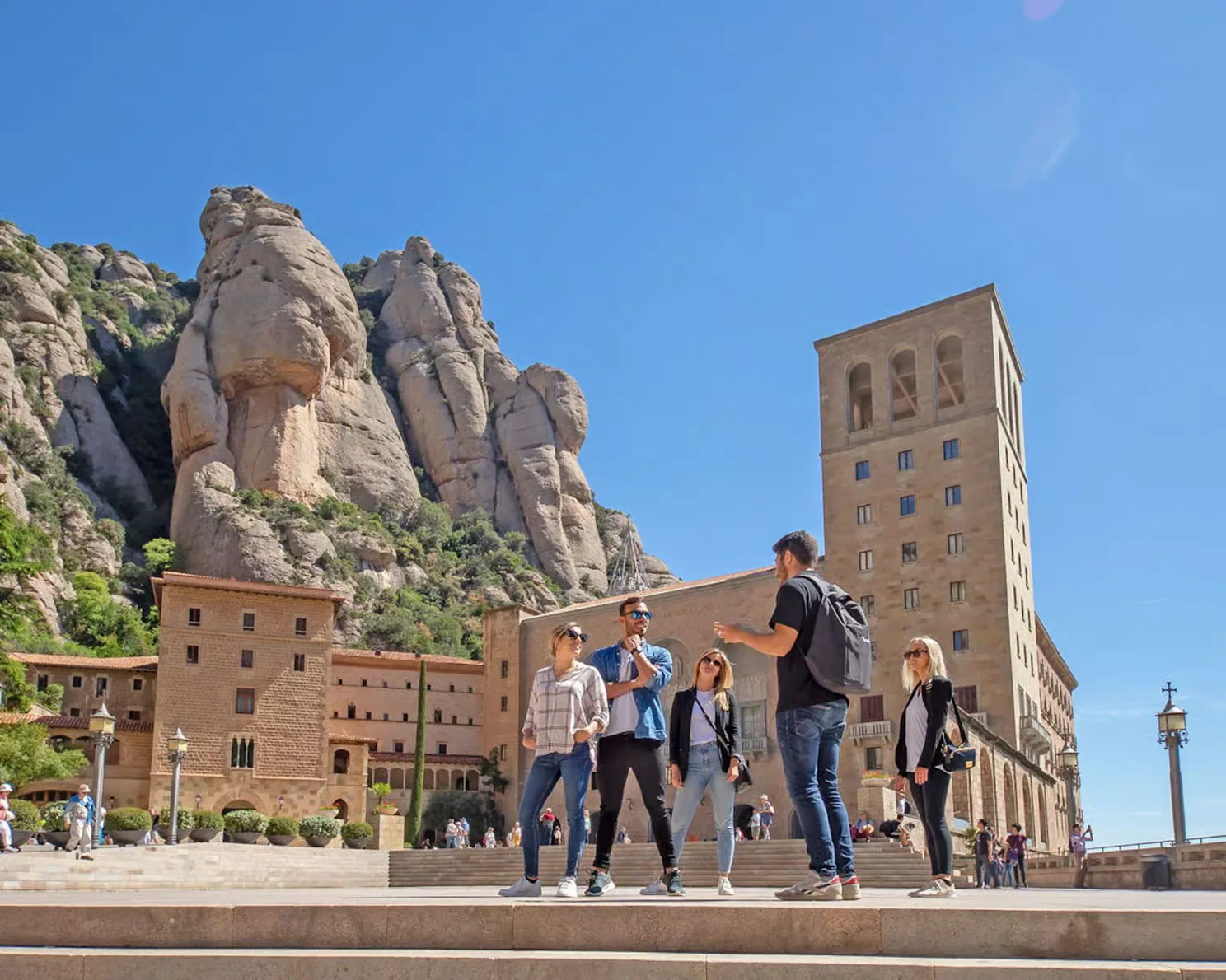 Barcelona: Montserrat, Girona and Costa Brava in one day