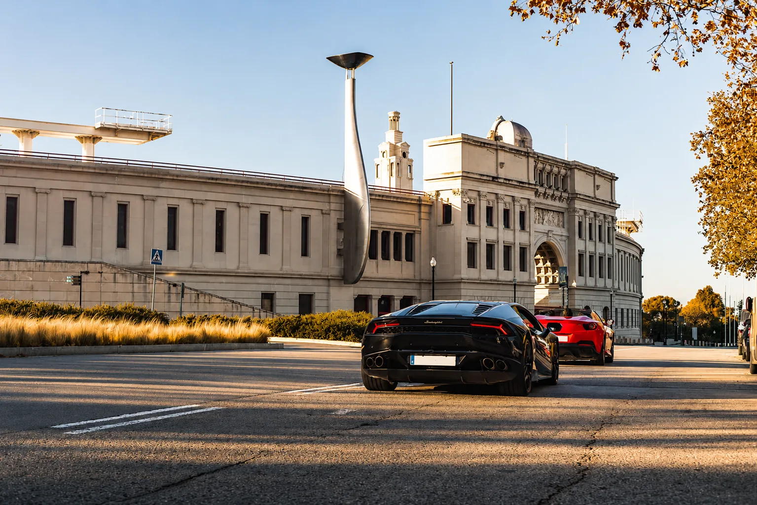 Tour en supercar à Barcelone via Montjuïc et son ancien circuit de F1