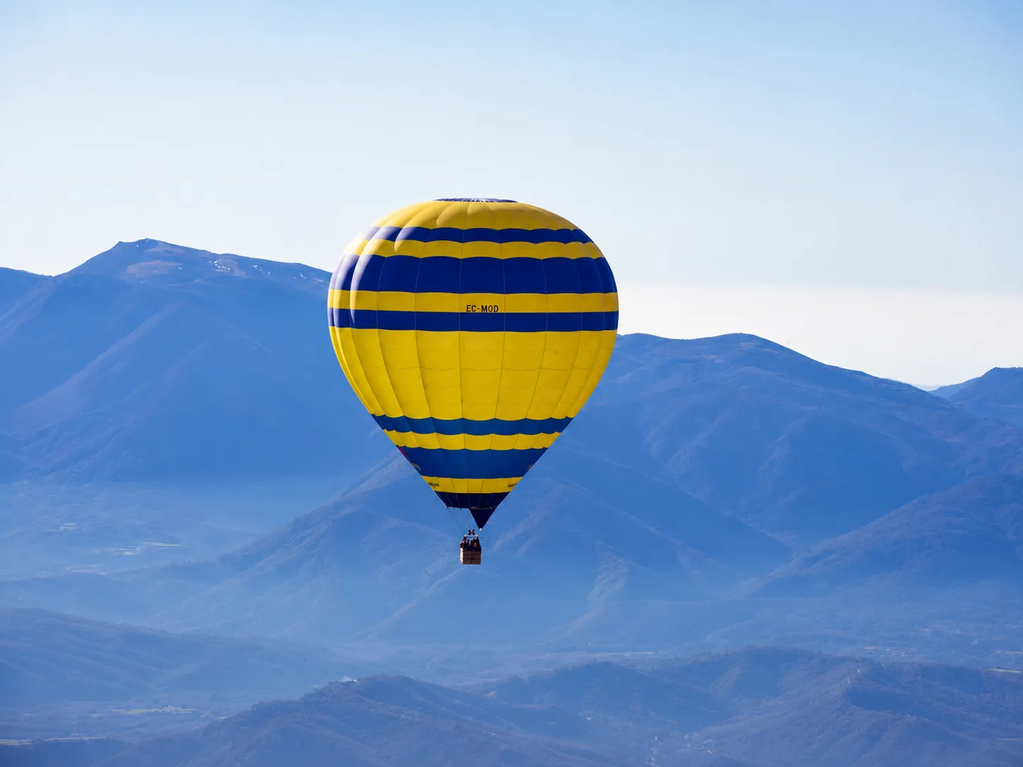 Hot air balloon ride Barcelona | Sunrise flight