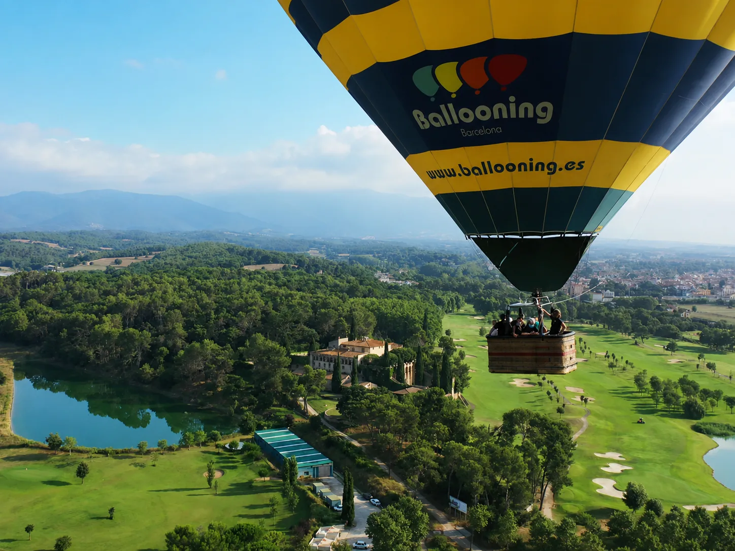 Hot air balloon ride Barcelona at sunrise