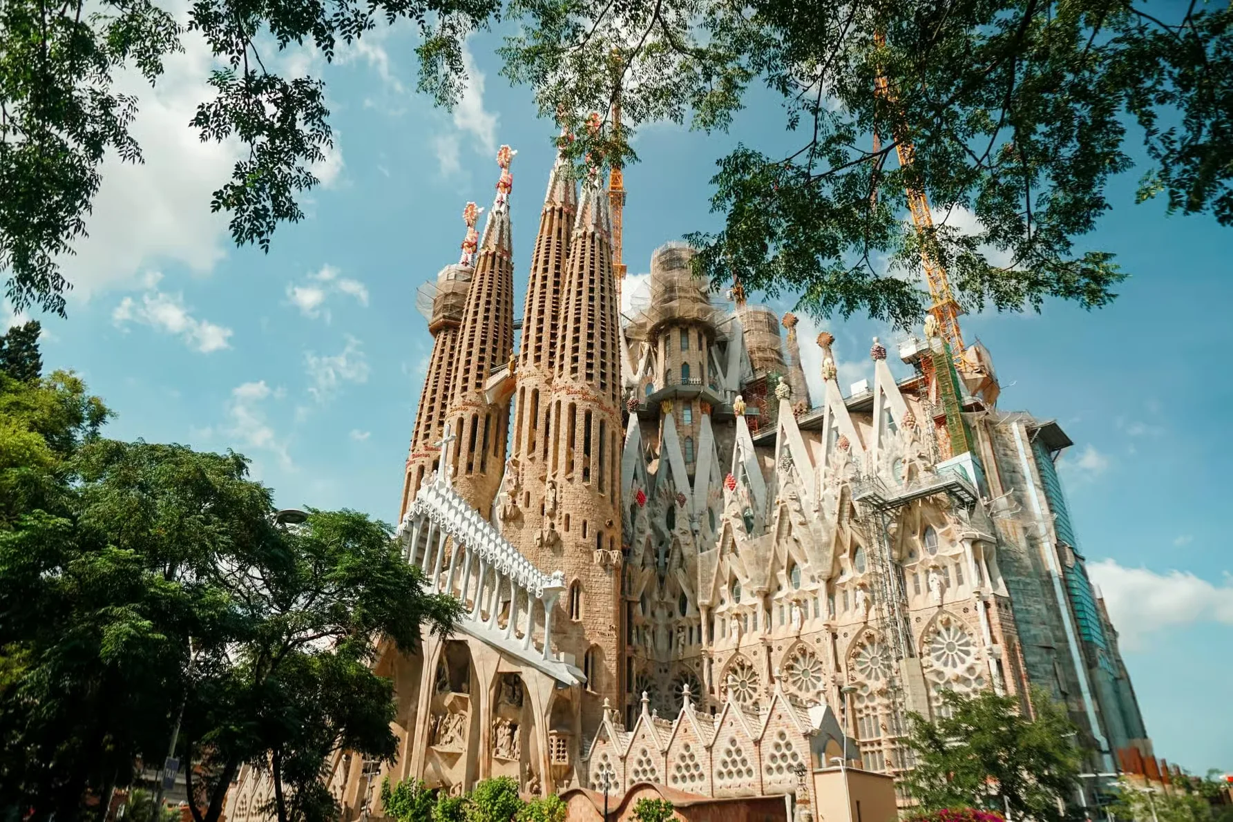 Go City Explorer Pass Barcelona for flexible sightseeing